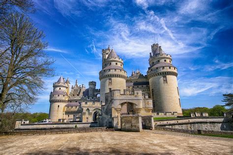 Merlin magic castle